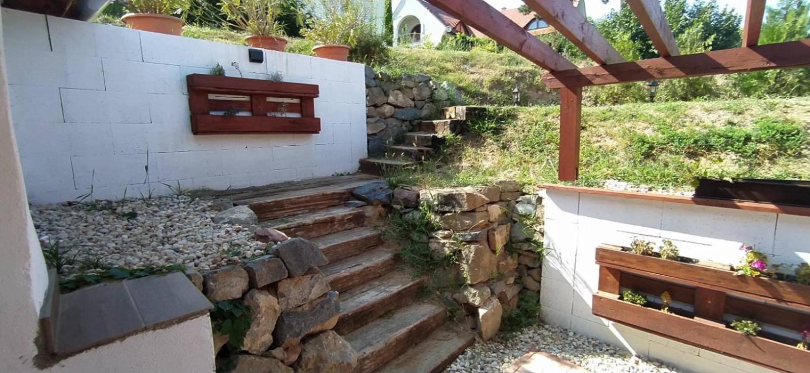 Szigligeti Panorama Apartmanhaz Exterior photo